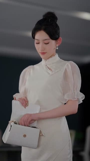 跨越千年的霓虹光（59集）短剧合集通宵追更版